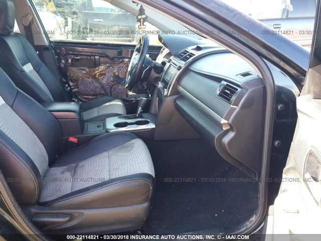 4T1BF1FK3DU246797 - 2013 TOYOTA CAMRY L/SE/LE/XLE Tünd mavi foto 5