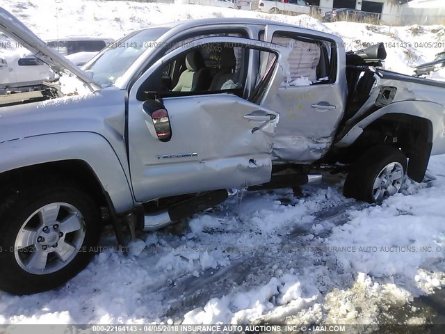 3TMLU4ENXDM129041 - 2013 TOYOTA TACOMA DOUBLE CAB SILVER photo 6