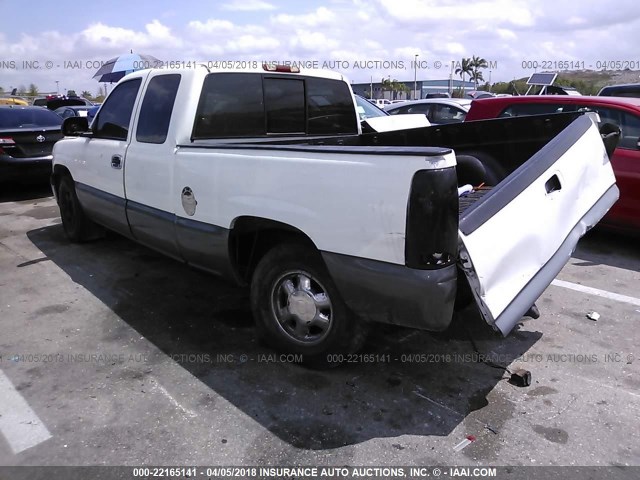 2GCEC19W7Y1105211 - 2000 CHEVROLET SILVERADO C1500 WHITE photo 3