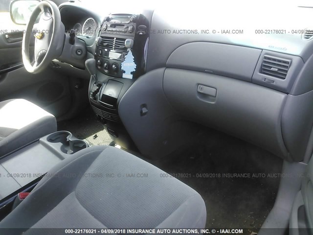 5TDZA23C75S244805 - 2005 TOYOTA SIENNA CE/LE Champagne photo 5