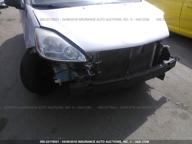 5TDZA23C75S244805 - 2005 TOYOTA SIENNA CE/LE Champagne photo 6