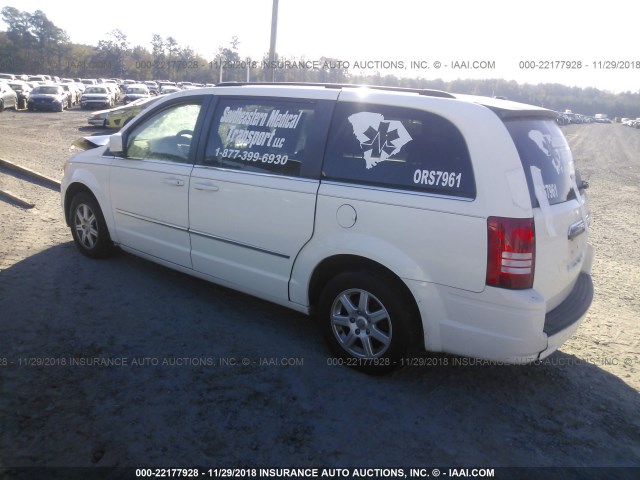 2A4RR5D15AR249652 - 2010 CHRYSLER TOWN & COUNTRY TOURING WHITE photo 3