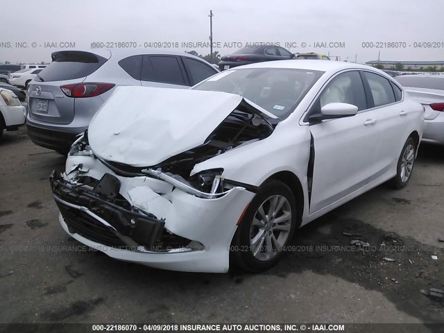 1C3CCCABXGN126633 - 2016 CHRYSLER 200 LIMITED WHITE photo 2