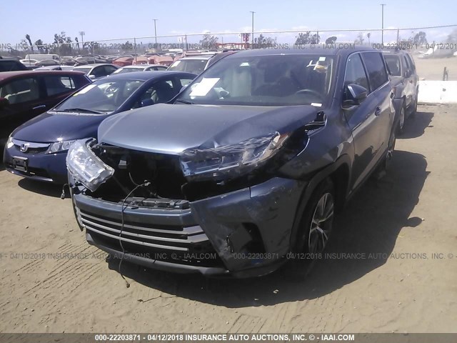 5TDZZRFH9HS199511 - 2017 TOYOTA HIGHLANDER LE/LE PLUS GRAY photo 6