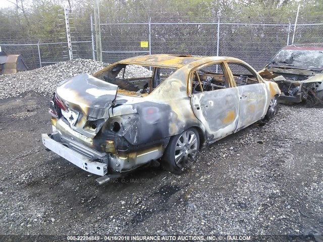 4T1BK3DB7BU397102 - 2011 TOYOTA AVALON LIMITED SILVER photo 4