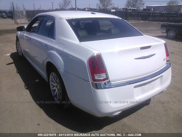 2C3CCACG5CH192541 - 2012 CHRYSLER 300 LIMITED WHITE photo 3