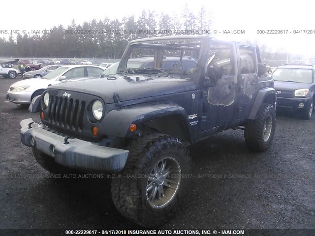 1J4GA59187L137632 - 2007 JEEP WRANGLER SAHARA BLACK photo 2