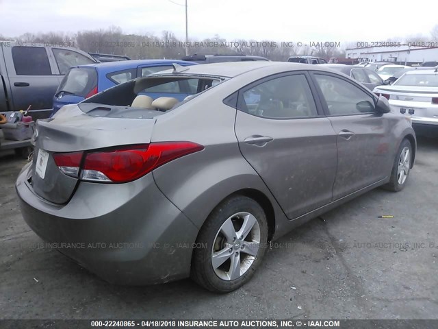 5NPDH4AE1DH445707 - 2013 HYUNDAI ELANTRA GLS/LIMITED BROWN photo 4