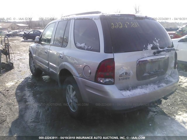 5GADT13S042342300 - 2004 BUICK RAINIER CXL SILVER photo 3