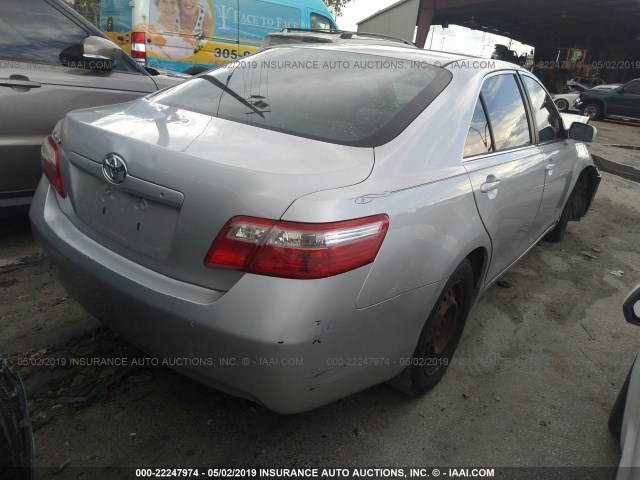 4T1BE46K29U292200 - 2009 TOYOTA CAMRY SE/LE/XLE SILVER photo 4