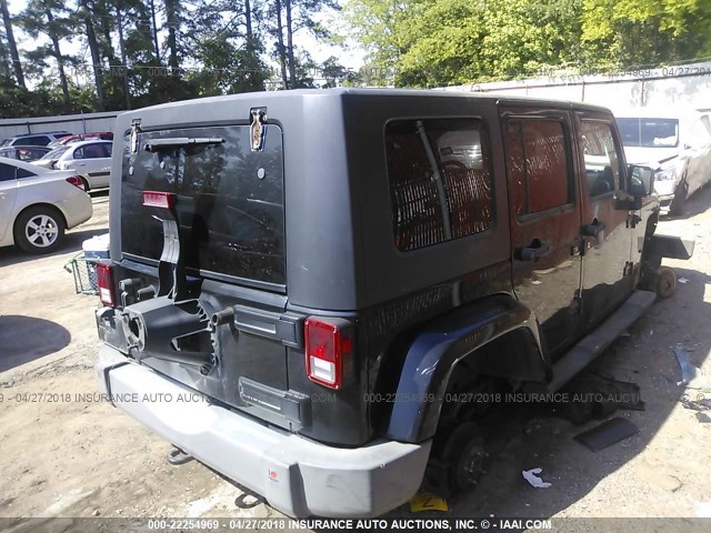 1J4GA59118L521947 - 2008 JEEP WRANGLER UNLIMITE SAHARA BLACK photo 4