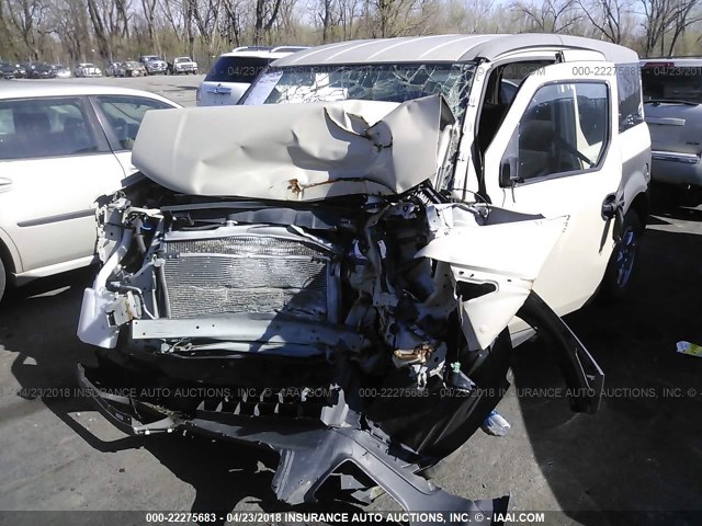 5J6YH28675L016714 - 2005 HONDA ELEMENT EX CREAM photo 2