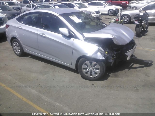 KMHCT4AEXHU224270 - 2017 HYUNDAI ACCENT SE SILVER photo 1