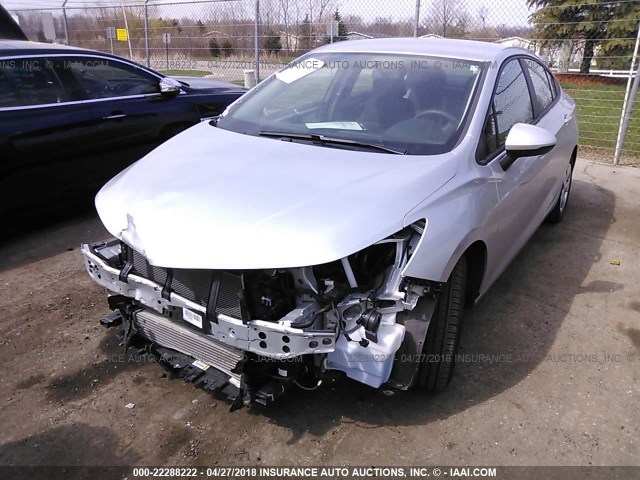 1G1BB5SMXH7239938 - 2017 CHEVROLET CRUZE LS SILVER photo 2