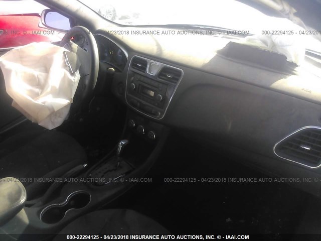 1C3CCBAB0DN647737 - 2013 CHRYSLER 200 LX SILVER photo 5