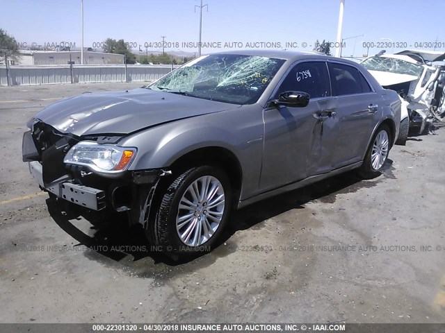 2C3CCAKG9EH194457 - 2014 CHRYSLER 300C GRAY photo 2