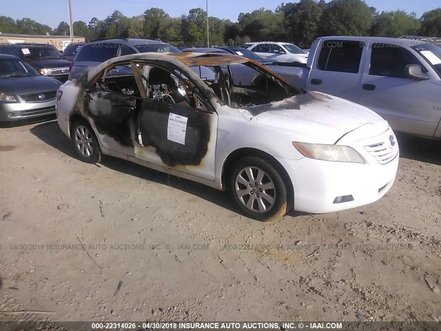 4T1BK46K27U504938 - 2007 TOYOTA CAMRY NEW GENERAT LE/XLE/SE WHITE photo 1