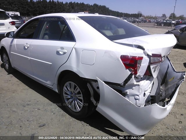 4T4BF1FK0ER412216 - 2014 TOYOTA CAMRY L/SE/LE/XLE 白色 照片 3