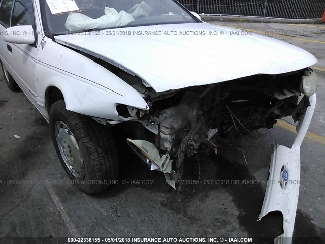 1FALP524XPG120935 - 1993 FORD TAURUS GL WHITE photo 6