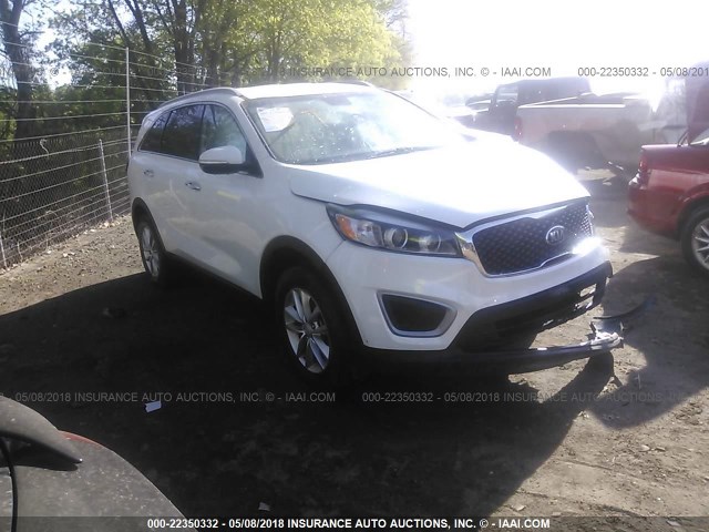 5XYPG4A35GG174046 - 2016 KIA SORENTO LX/L WHITE photo 1