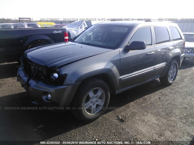 1J8GR48K77C567017 - 2007 JEEP GRAND CHEROKEE LAREDO/COLUMBIA/FREEDOM 灰色 照片 2