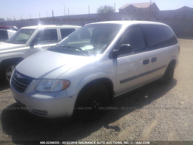 1A4GP45R36B645063 - 2006 CHRYSLER TOWN & COUNTRY  SILVER photo 2