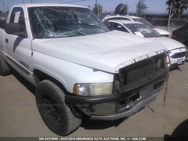 1B7HC16X21S194220 - 2001 DODGE RAM 1500 WHITE photo 6