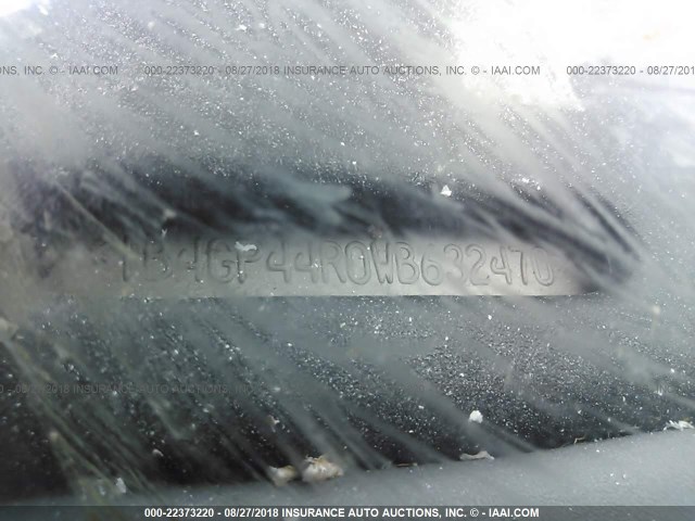 1B4GP44R0WB632470 - 1998 DODGE GRAND CARAVAN SE/SPORT WHITE photo 9