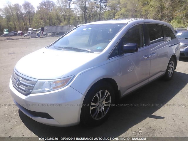 5FNRL5H67DB049062 - 2013 HONDA ODYSSEY EXL SILVER photo 2