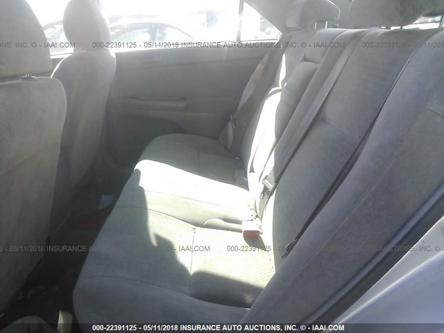 4T1BE32K62U569033 - 2002 TOYOTA CAMRY LE/XLE/SE SILVER photo 8