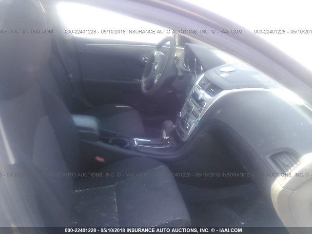 1G1ZC5E11BF115731 - 2011 CHEVROLET MALIBU 1LT GRAY photo 5