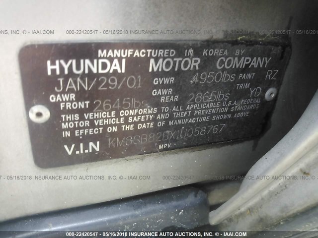 KM8SB82BX1U058767 - 2001 HYUNDAI SANTA FE SILVER photo 9