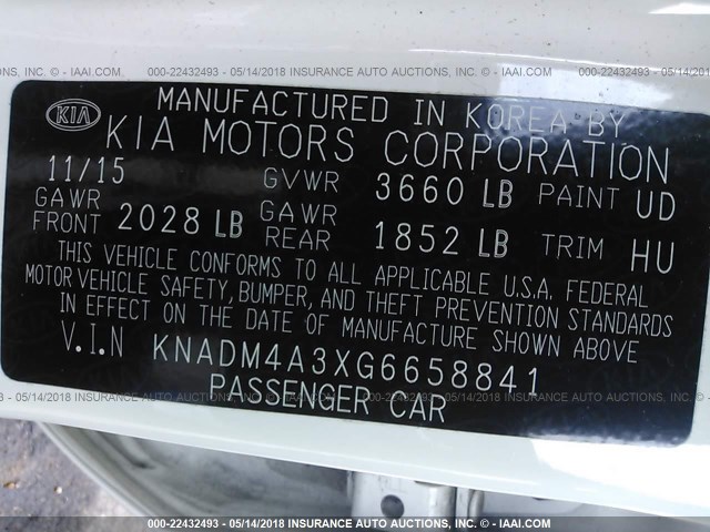 KNADM4A3XG6658841 - 2016 KIA RIO LX WHITE photo 9