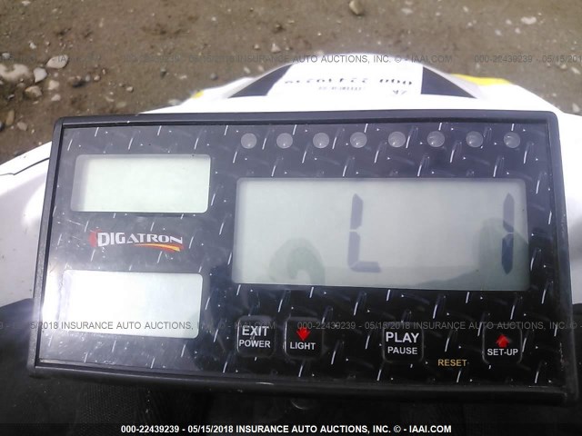 4UF10SNW5AT108751 - 2010 ARCTIC CAT ZR 800  WHITE photo 7