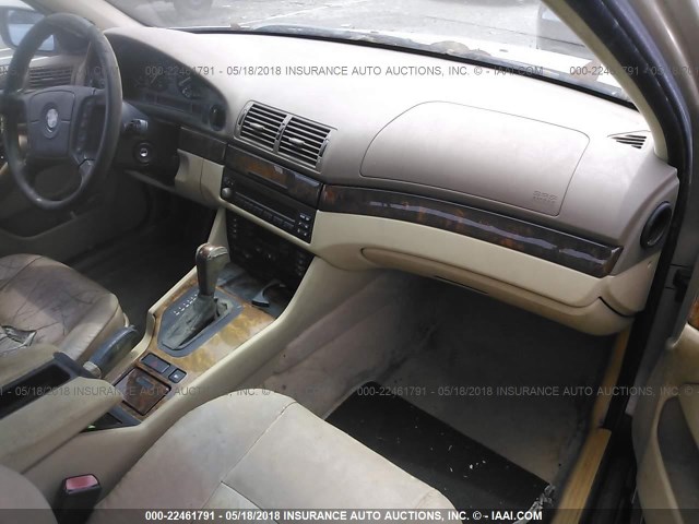 WBADE6324WBW58708 - 1998 BMW 540 I AUTOMATIC GOLD photo 5