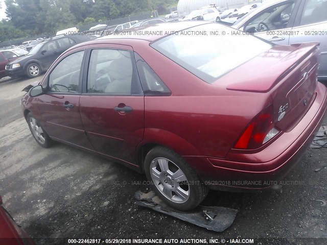 1FAFP38373W233385 - 2003 FORD FOCUS ZTS RED photo 3