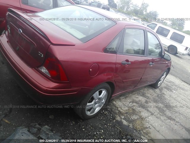 1FAFP38373W233385 - 2003 FORD FOCUS ZTS RED photo 4