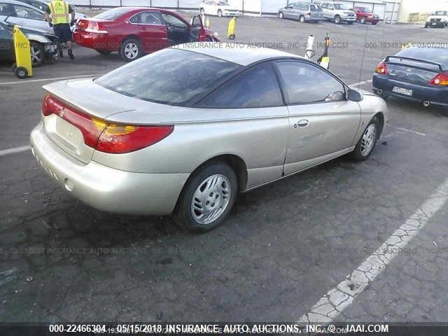 1G8ZY12771Z348952 - 2001 SATURN SC2 GOLD photo 4