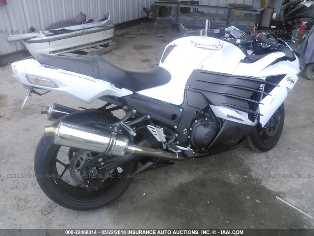 JKBZXNE16DA010426 - 2013 KAWASAKI ZX1400 E WHITE photo 4