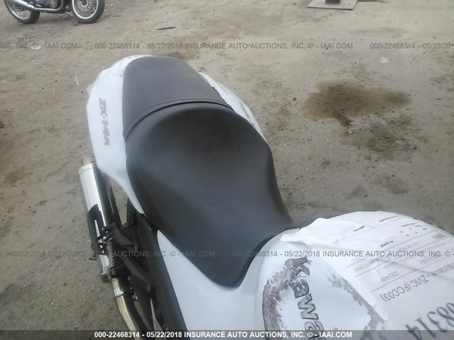 JKBZXNE16DA010426 - 2013 KAWASAKI ZX1400 E WHITE photo 6