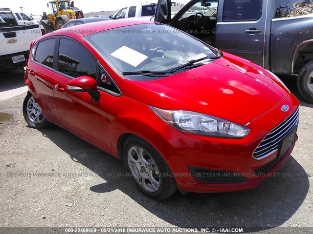 3FADP4EJ4FM158410 - 2015 FORD FIESTA SE RED photo 1