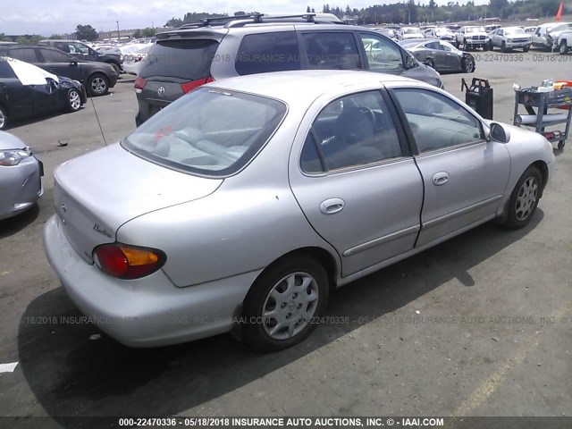 KMHJF35F6YU905828 - 2000 HYUNDAI ELANTRA GLS SILVER photo 4