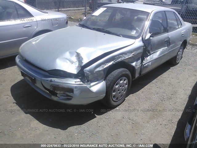 JT2BG12K6T0396862 - 1996 TOYOTA CAMRY DX/LE/XLE SILVER photo 6