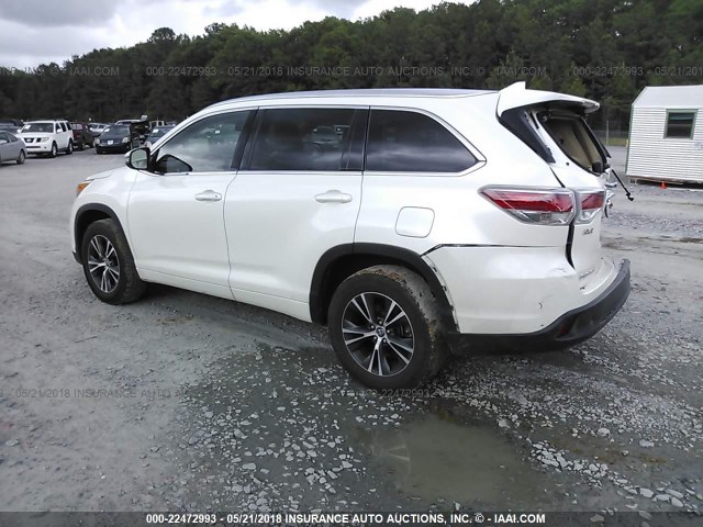 5TDKKRFH5GS503213 - 2016 TOYOTA HIGHLANDER XLE WHITE photo 3