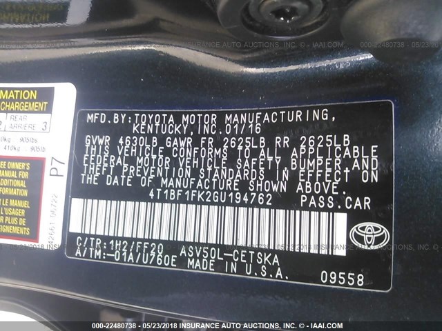 4T1BF1FK2GU194762 - 2016 TOYOTA CAMRY LE/XLE/SE/XSE BLUE photo 9