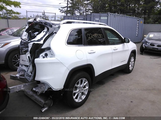 1C4PJMCSXHW587509 - 2017 JEEP CHEROKEE LATITUDE WHITE photo 4