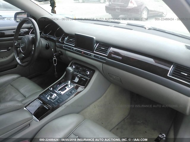 WAUML44E55N005160 - 2005 AUDI A8 L QUATTRO GRAY photo 5