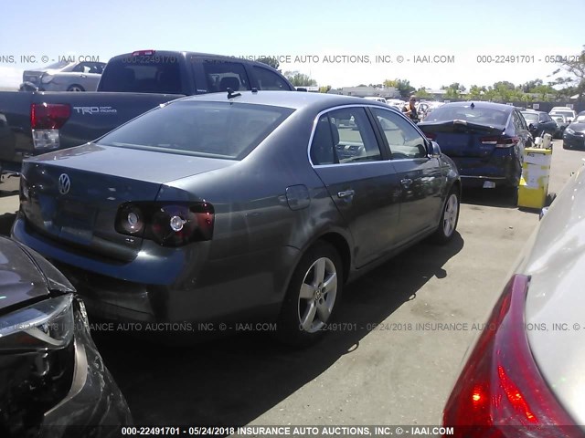 3VWRM71K48M081661 - 2008 VOLKSWAGEN JETTA SE/SEL GRAY photo 4