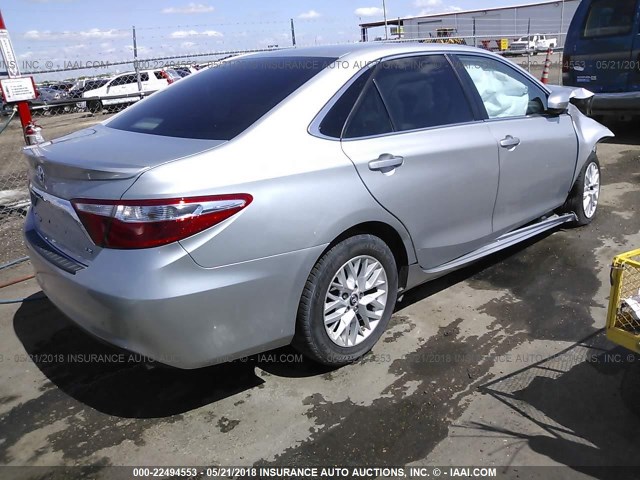 4T4BF1FK9GR538349 - 2016 TOYOTA CAMRY LE/XLE/SE/XSE GRAY photo 4