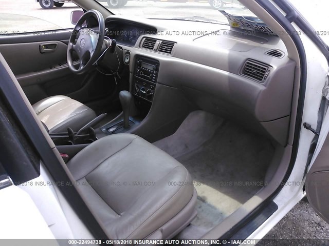 4T1BG22K91U763204 - 2001 TOYOTA CAMRY CE/LE/XLE 白色 照片 5